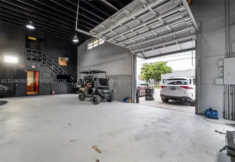 5571 NW 84th Avenue Doral FL 33166