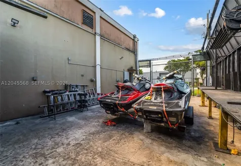 5571 NW 84th Avenue Doral FL 33166