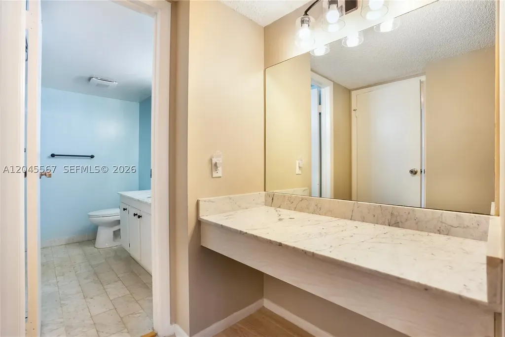 2301 S Ocean Drive Hollywood FL 33019