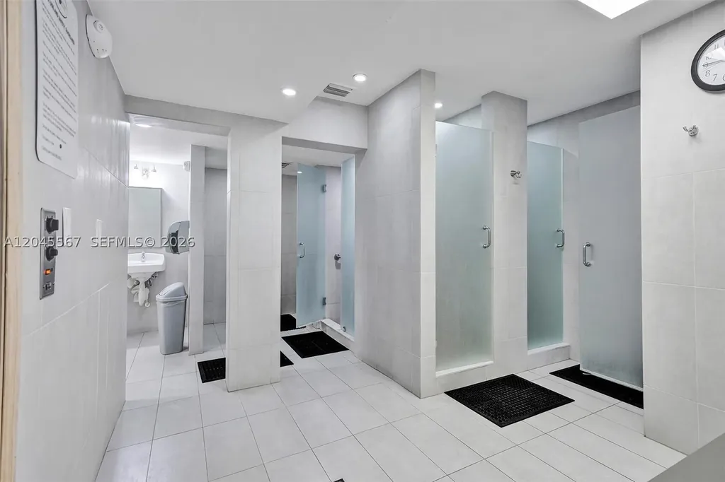 2301 S Ocean Drive Hollywood FL 33019