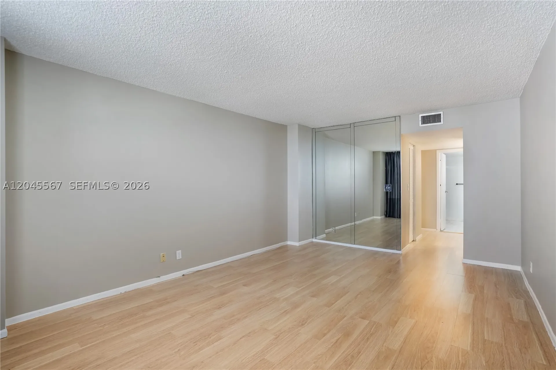 2301 S Ocean Drive Hollywood FL 33019