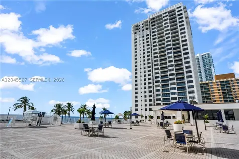 2301 S Ocean Drive Hollywood FL 33019