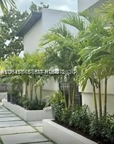 7535 NE 2nd Court Miami FL 33138