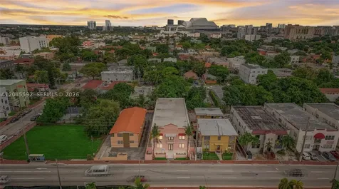 1553 SW 7th Street Miami FL 33135