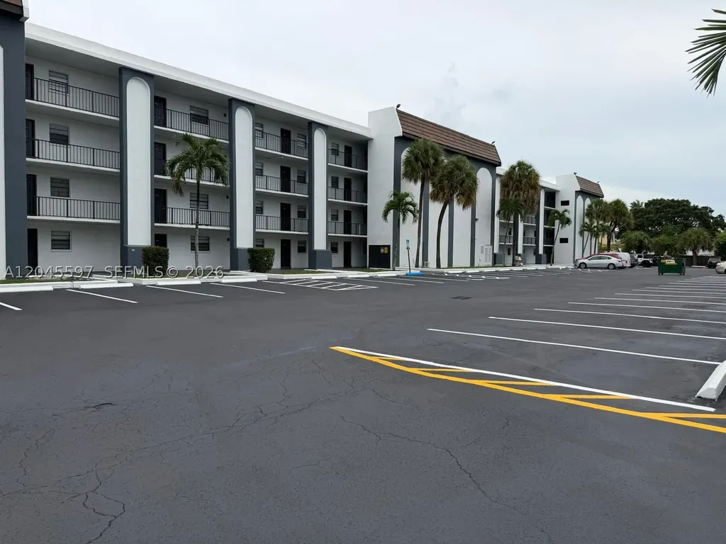 2111 NW 55th Avenue Lauderhill FL 33313