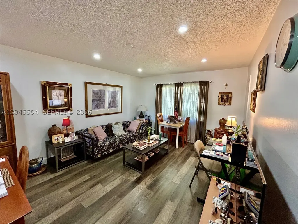 201 Berkley Road Hollywood FL 33024