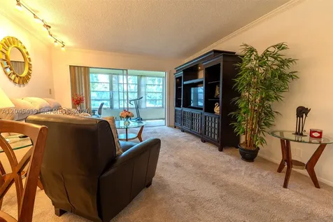 8814 W Mcnab Road Tamarac FL 33321