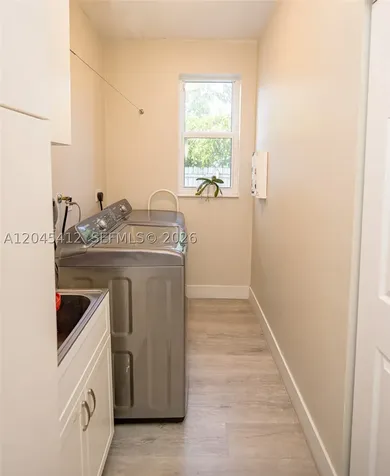 Pembroke Pines FL 33028