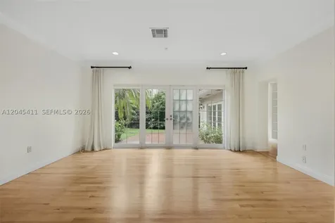 1246 Algardi Avenue Coral Gables FL 33146