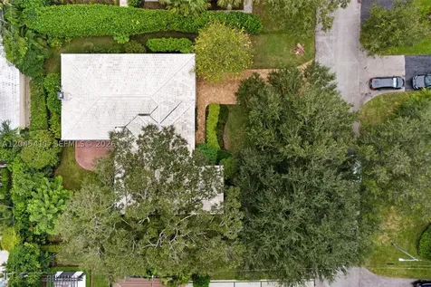 1246 Algardi Avenue Coral Gables FL 33146