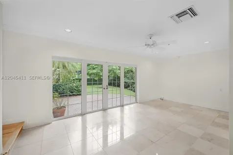 1246 Algardi Avenue Coral Gables FL 33146