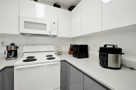 1101 SW 122nd Avenue Miami FL 33184