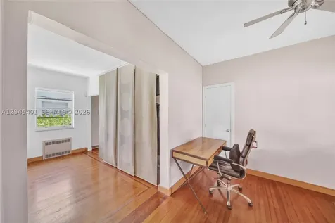 1559 Meridian Avenue Miami Beach FL 33139