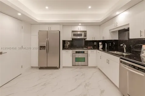 151 Crandon Boulevard Key Biscayne FL 33149