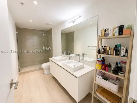 1600 SW 1st Avenue Miami FL 33129