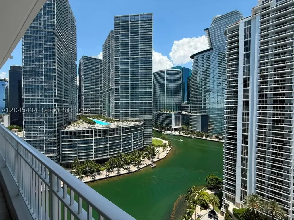801 Brickell Key Boulevard Miami FL 33131