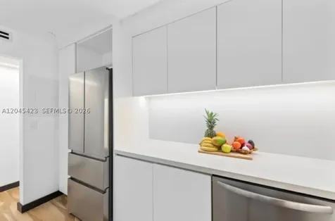 2655 Collins Avenue Miami Beach FL 33140