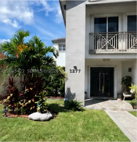8277 NW 194th Terrace Hialeah FL 33015