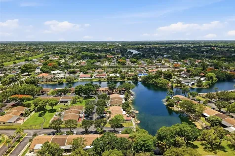 13776 Kendale Lakes Drive Miami FL 33183