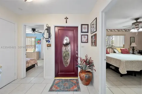 13776 Kendale Lakes Drive Miami FL 33183