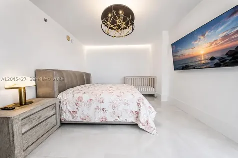 1800 S Ocean Drive Hallandale Beach FL 33009