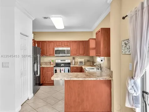 8887 SW 225th Street Cutler Bay FL 33190