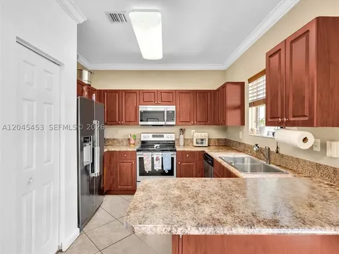 8887 SW 225th Street Cutler Bay FL 33190