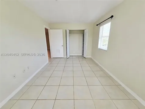 1627 NW 18th Street Miami FL 33125