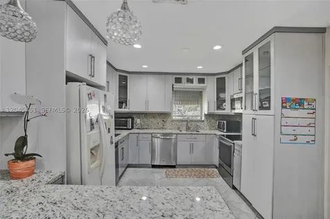 611 NE 171st Street North Miami Beach FL 33162