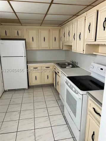 1750 James Avenue Miami Beach FL 33139