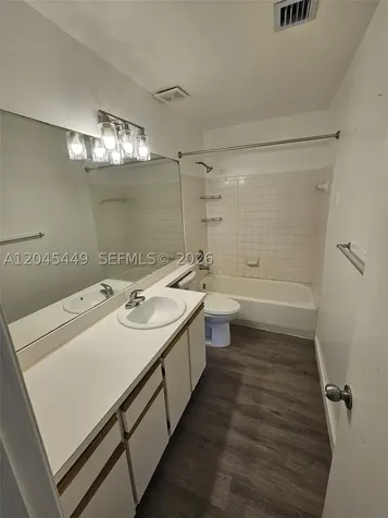 18306 NW 68th Avenue Hialeah FL 33015