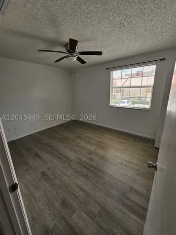 18306 NW 68th Avenue Hialeah FL 33015