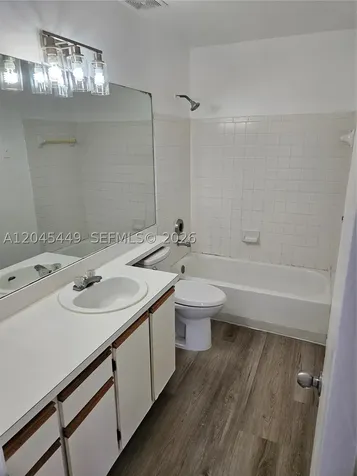 18306 NW 68th Avenue Hialeah FL 33015