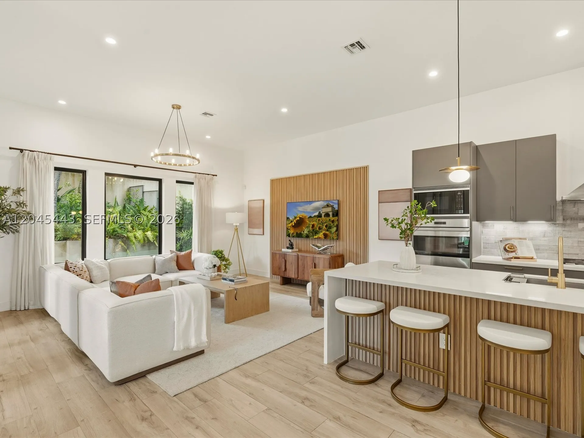 3439 N Brookfield Circle N Hollywood FL 33312