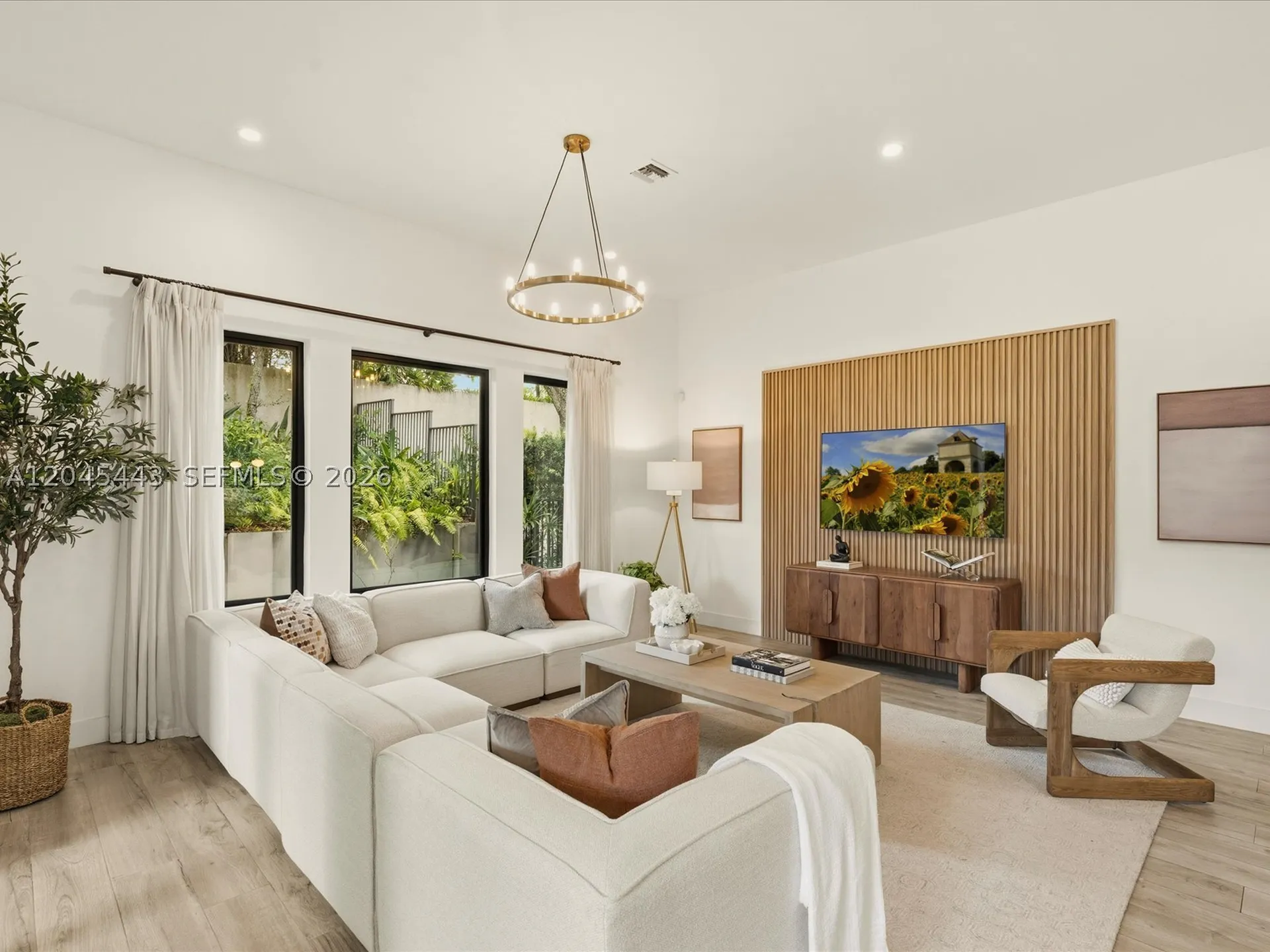 3439 N Brookfield Circle N Hollywood FL 33312