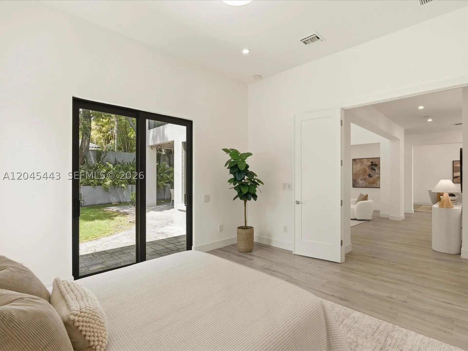 3439 N Brookfield Circle N Hollywood FL 33312