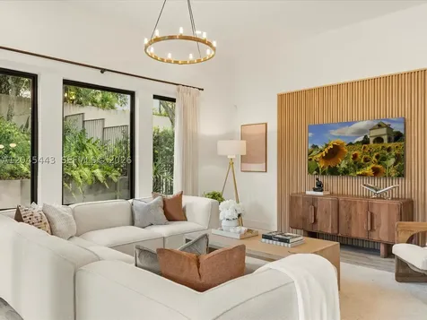 3439 N Brookfield Circle N Hollywood FL 33312