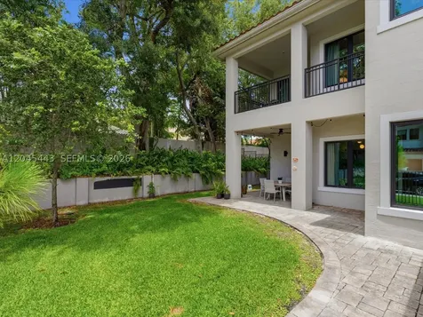 3439 N Brookfield Circle N Hollywood FL 33312
