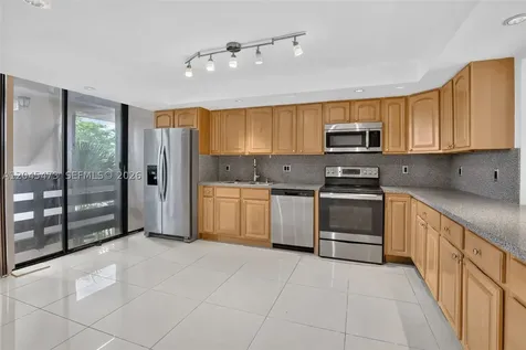 120 SW 96th Terrace Plantation FL 33324