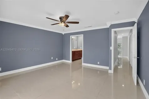 120 SW 96th Terrace Plantation FL 33324