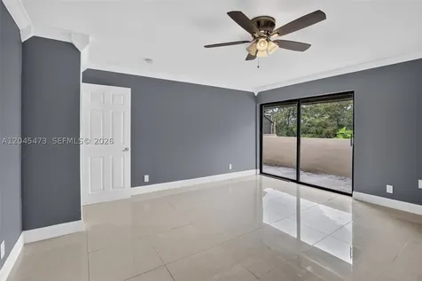 120 SW 96th Terrace Plantation FL 33324