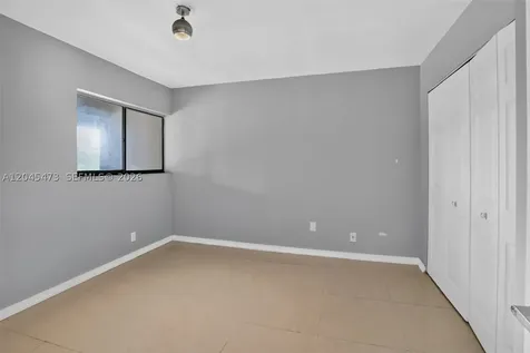 120 SW 96th Terrace Plantation FL 33324