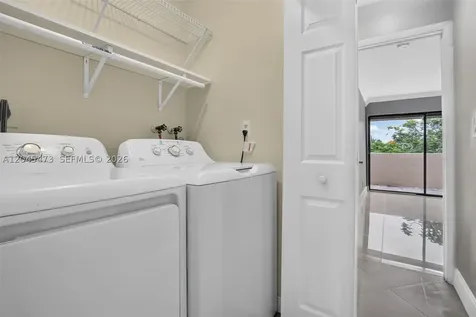 120 SW 96th Terrace Plantation FL 33324