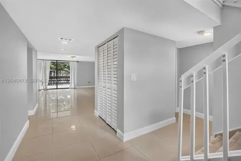 120 SW 96th Terrace Plantation FL 33324