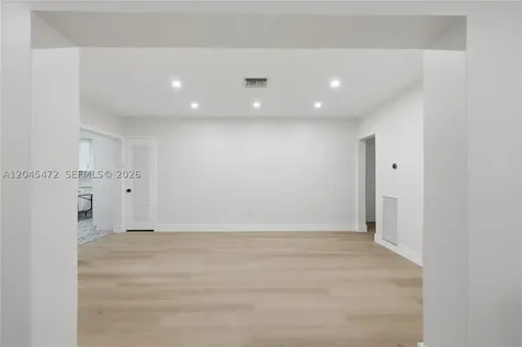 14325 NE 8th Avenue North Miami FL 33161