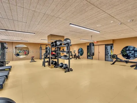90 NE 32nd Street Miami FL 33137