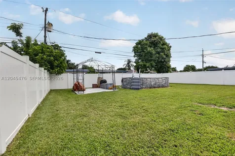 7331 Garfield Street Hollywood FL 33024