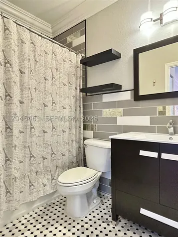 208 SE 15th Street Dania Beach FL 33004