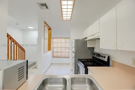 728 SW 122nd Avenue Pembroke Pines FL 33025