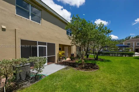 728 SW 122nd Avenue Pembroke Pines FL 33025